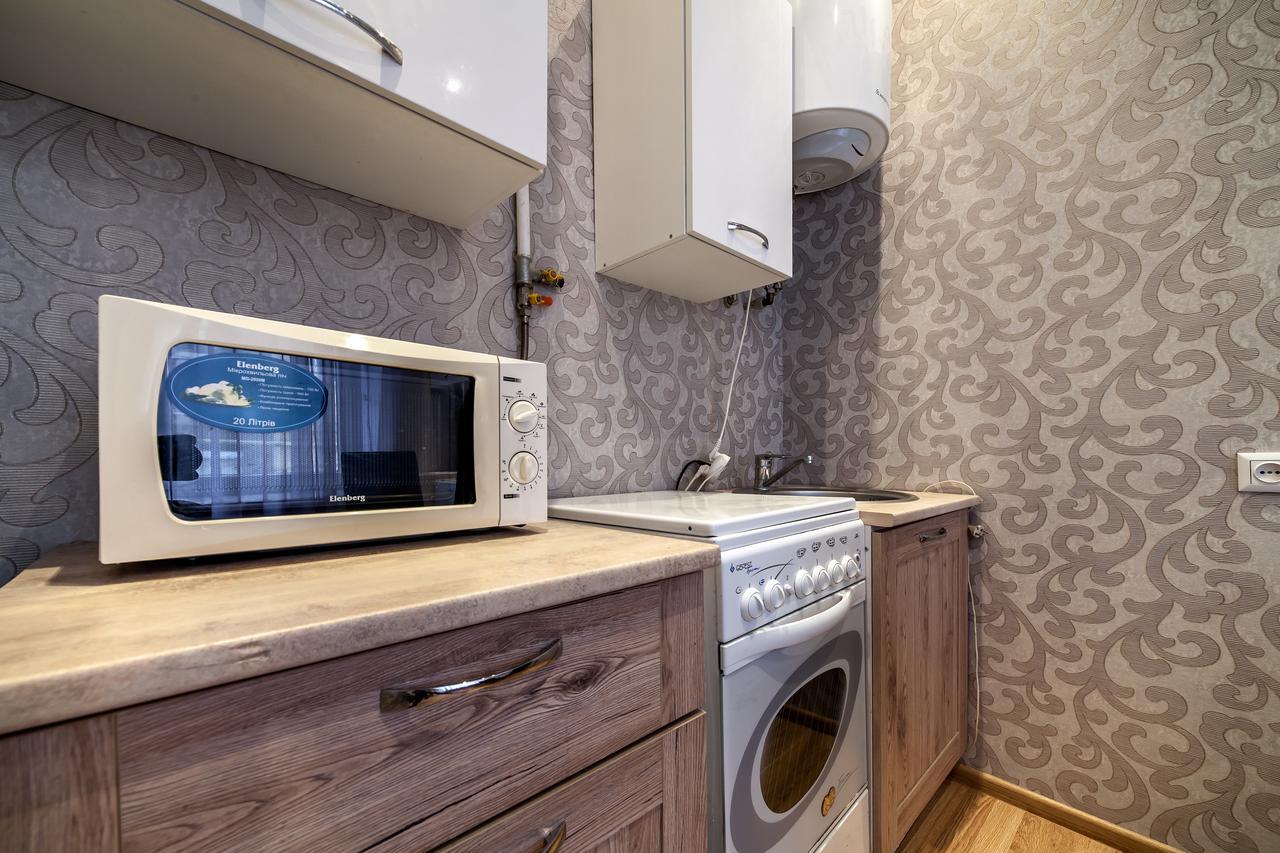 Historic Apartmets Lviv Buitenkant foto